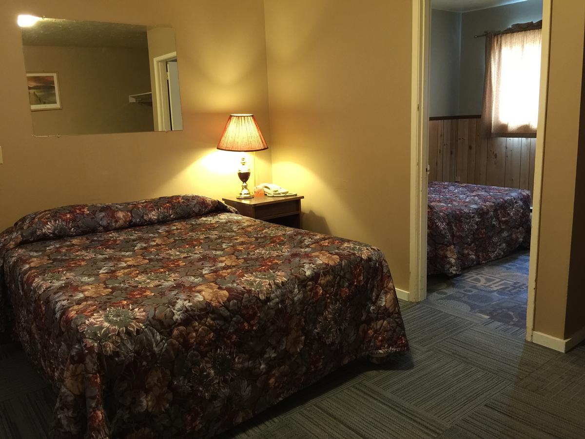 Hillcrest Motel Manning Екстериор снимка