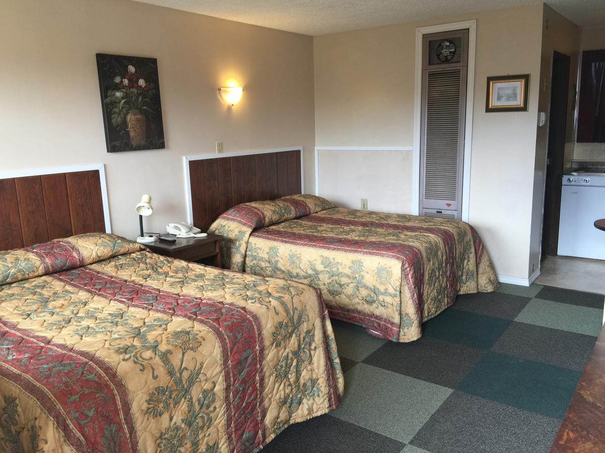 Hillcrest Motel Manning Екстериор снимка